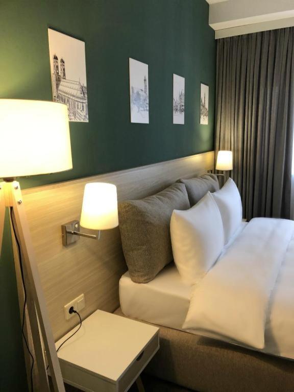 In City Hotel Jerevan Eksteriør billede