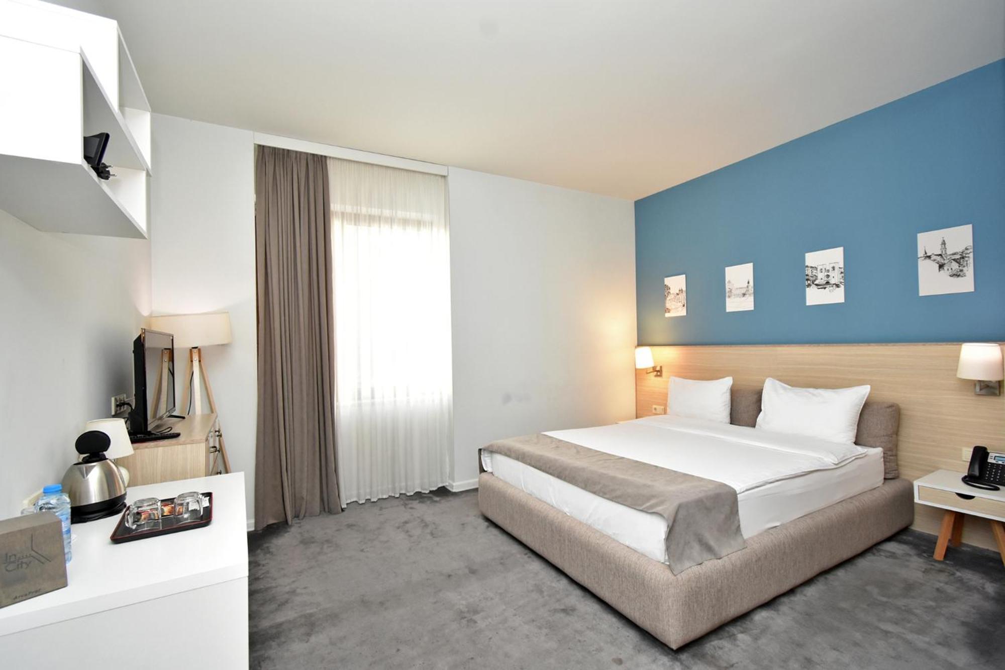 In City Hotel Jerevan Eksteriør billede