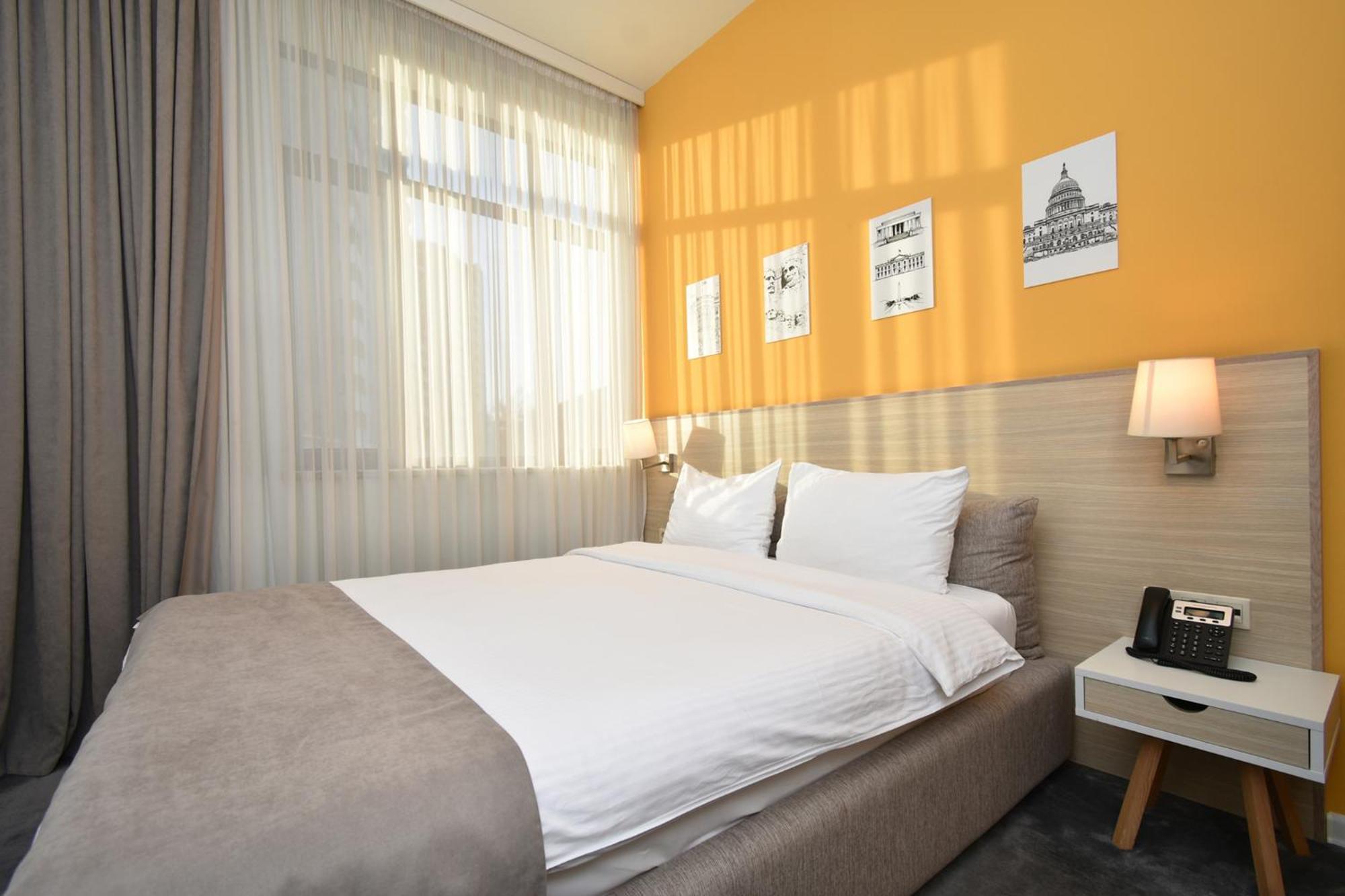 In City Hotel Jerevan Eksteriør billede